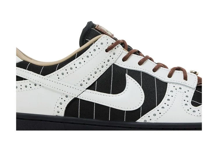 Кроссовки Nike Wmns Dunk Low LX 'Brogue'
