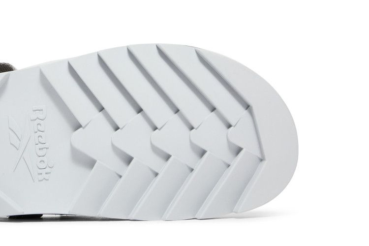 Сандалии Reebok END. x Beatnik Sandal 'Reported Sightings - Abominable Snowman'