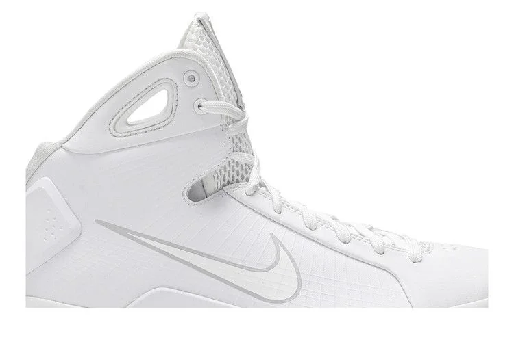 Krossovki-Nike-Hyperdunk-08-Triple-White-1