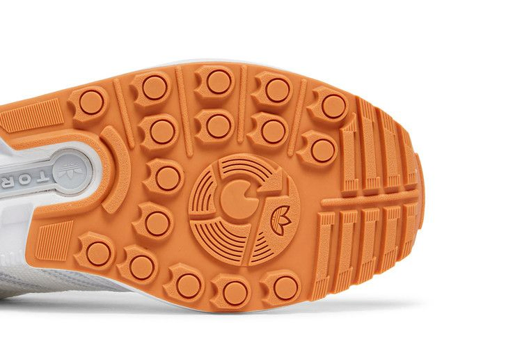 undefeated-x-neighborhood-x-zx-8000-white-gum-q47205_04