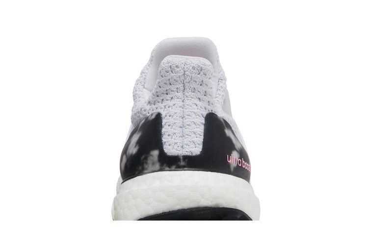 wmns-ultraboost-5-0-dna-white-dash-grey-hp2479_06