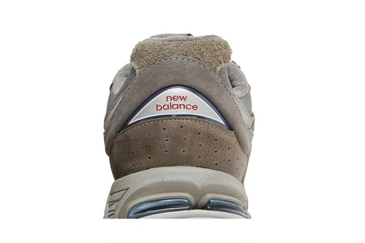 Кроссовки New Balance 2002R 'Pouch - Castle Grey'