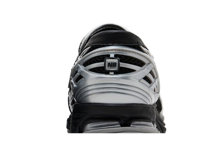Кроссовки New Balance 1906L 'Silver Metallic Black'