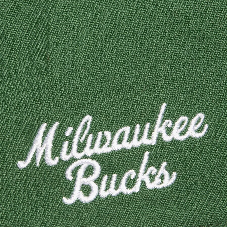 Бейсболка Mitchell & Ness Green Milwaukee Bucks Hardwood Classics Uprise Snapback Hat