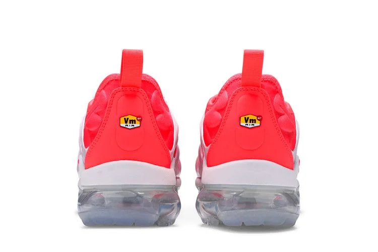 Krossovki-Nike-Womens-Air-VaporMax-Plus-Pink-Blast-5