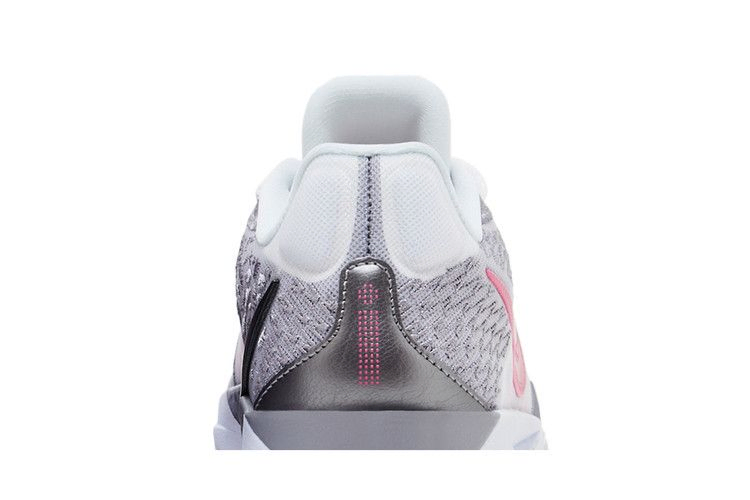 Кроссовки Nike Wmns Sabrina 2 'Lily'