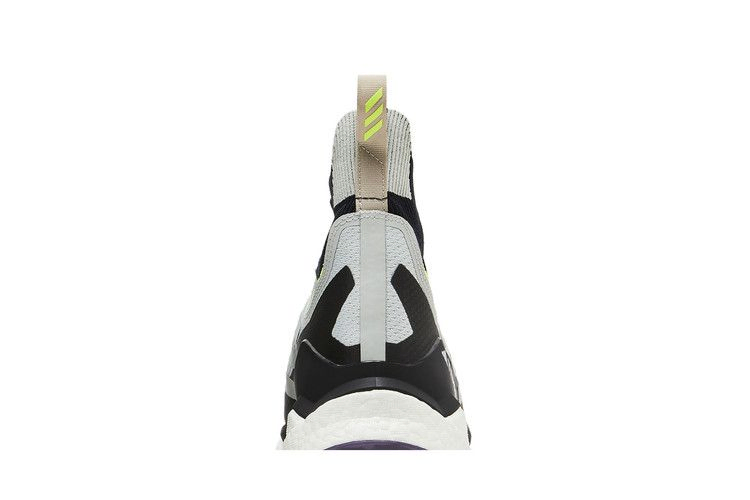 Кроссовки Adidas Terrex Free Hiker 2.0 'Wonder Silver Lemon'