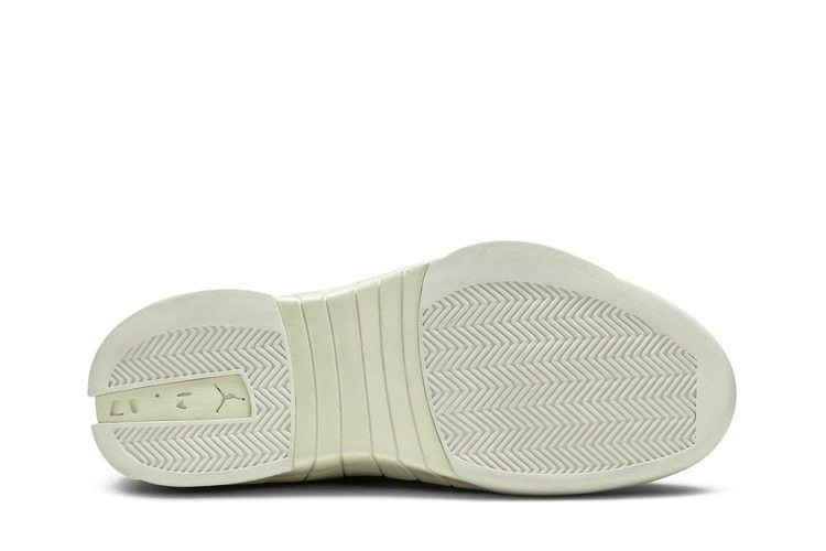 psny-x-air-jordan-15-retro-921194-011_03