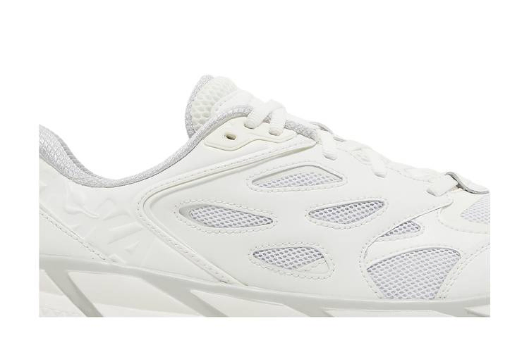 clifton-l-triple-white-1114770-wwh_01