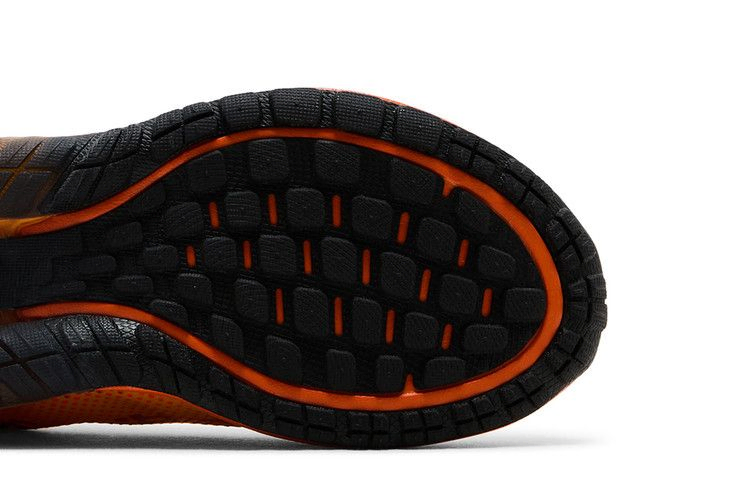 Кроссовки Nike Air Max Phoenix 'Total Orange'