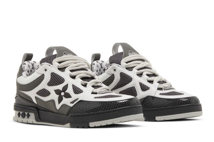 louis-vuitton-skate-sneaker-grey-black-1ac52k_07