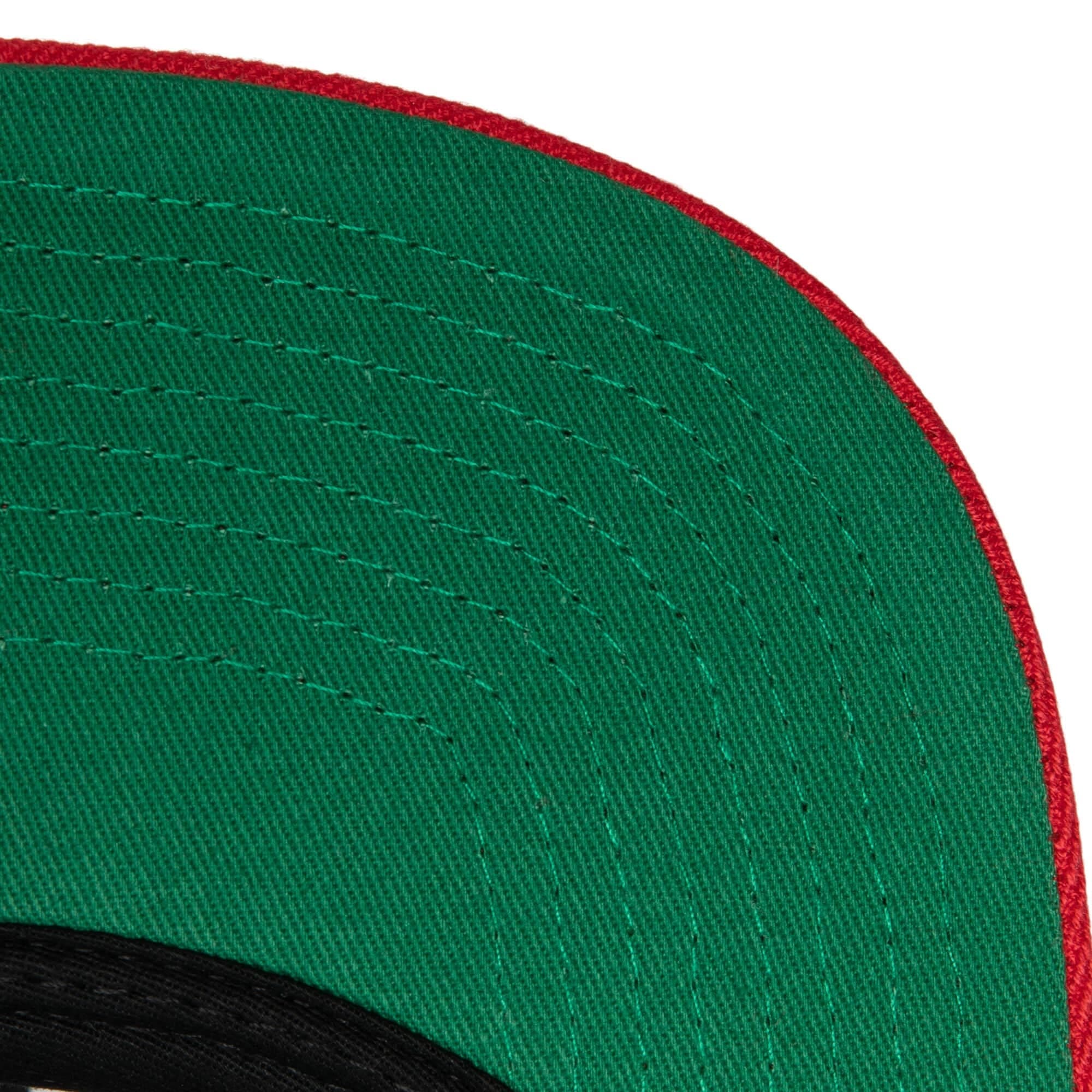 Mitchell-Ness-Sharktooth-Snapback-HWC-Miami-Heat-Hat-2