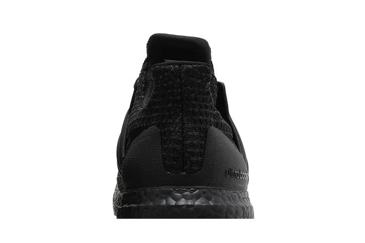 Кроссовки adidas UltraBoost 4.0 DNA 'Core Black'