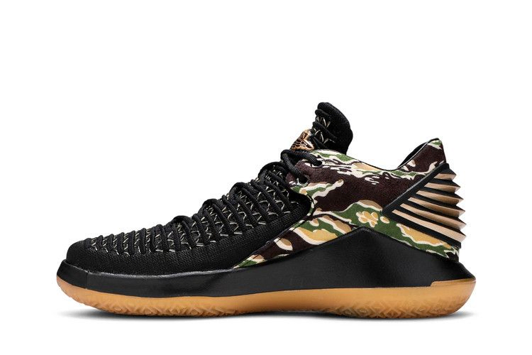 air-jordan-32-low-camo-aa1257-021_02