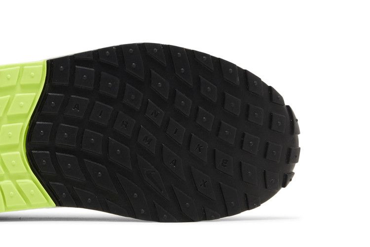 air-max-solo-hot-punch-fz4136-001_04