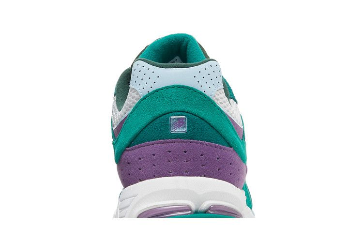 Кроссовки Up There x New Balance 2002R 'Backyard Legends'