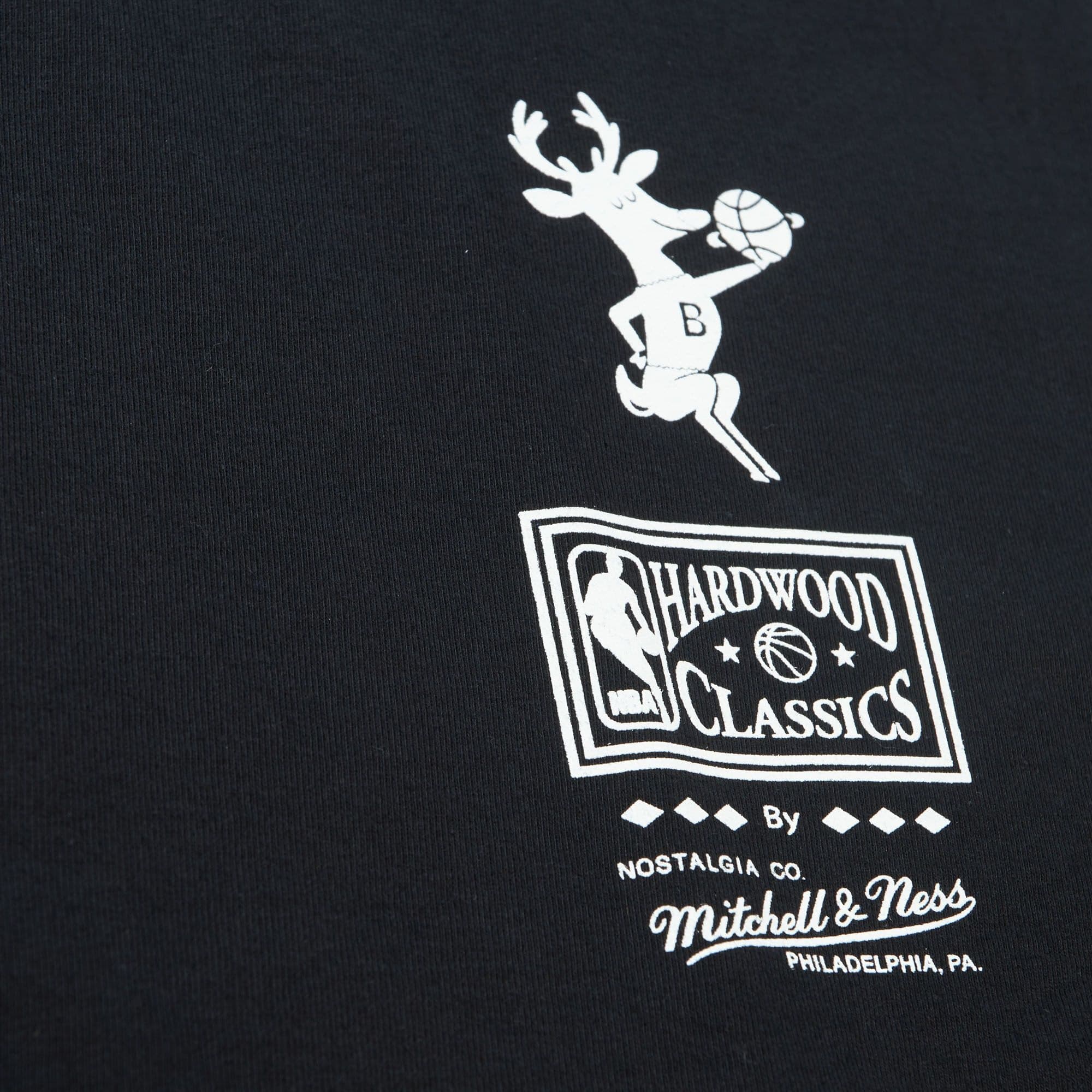 Mitchell-Ness-Big-Face-7.0-SS-Tee-Milwaukee-Bucks-3