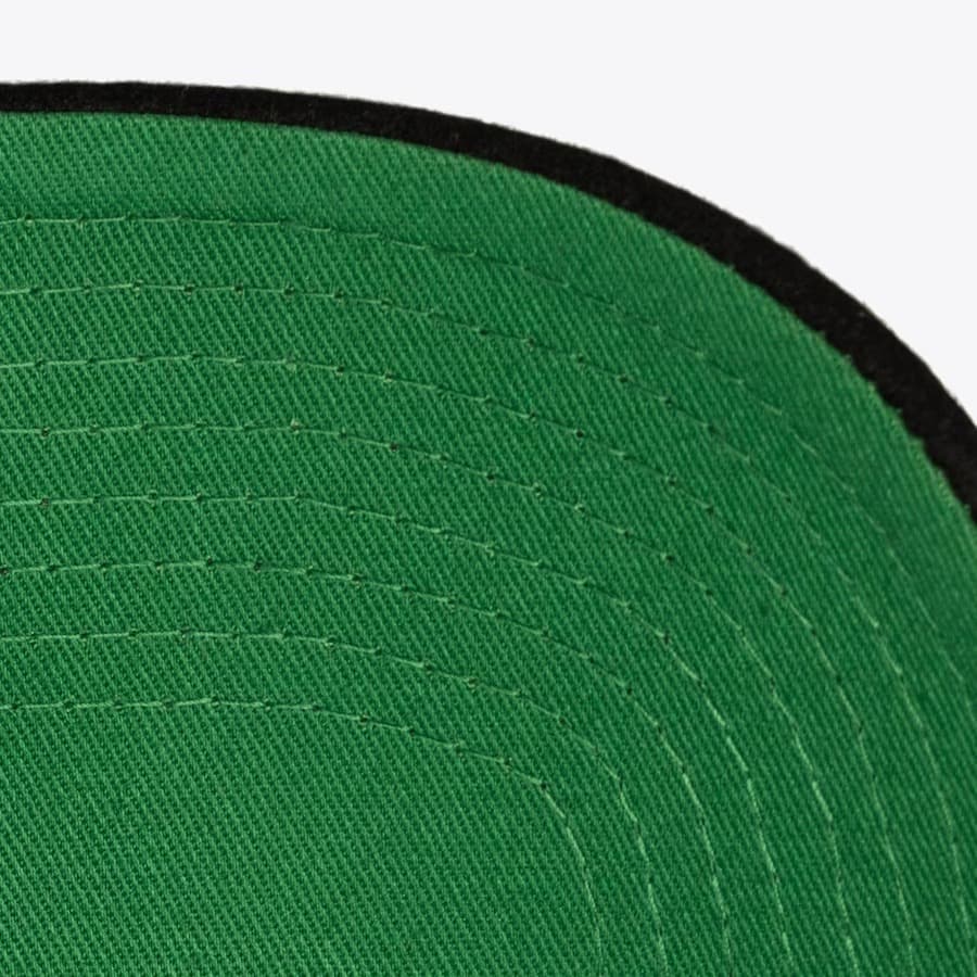 Бейсболка Mitchell & Ness Black Philadelphia Flyers Kicking Wool Pro Adjustable Hat