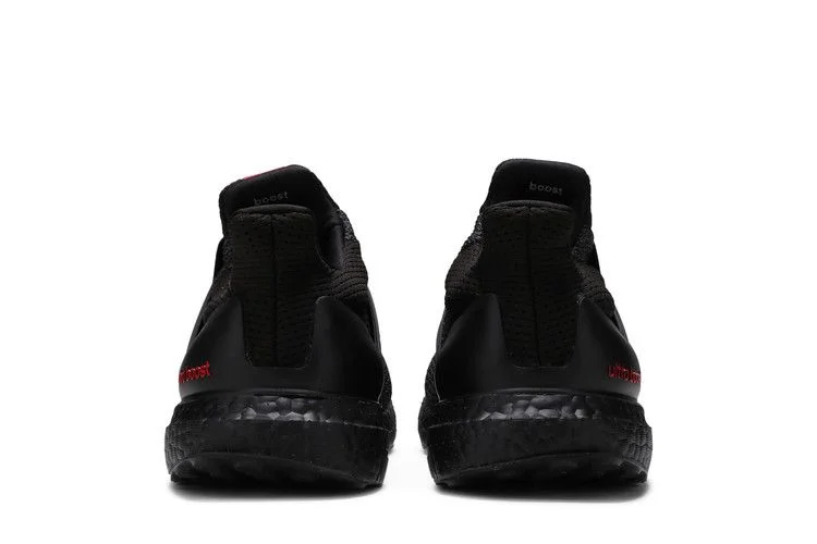 Кроссовки Adidas UltraBoost 'Black'