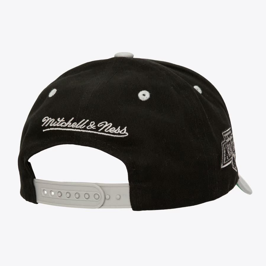 Бейсболка Mitchell & Ness Black Los Angeles Kings Block Sweep Pro Vintage Adjustable Hat