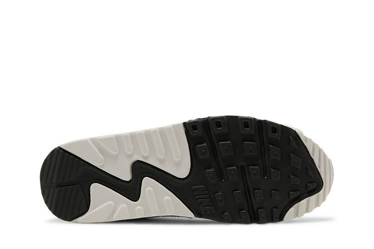 wmns-air-max-90-se-first-use-white-university-gold-da8709-100_03
