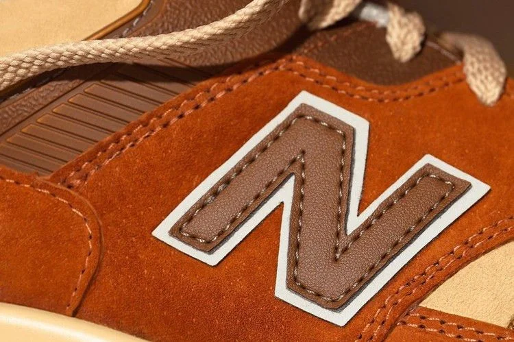Krossovki-J-Crew-x-New-Balance-997-Butterscotch-2