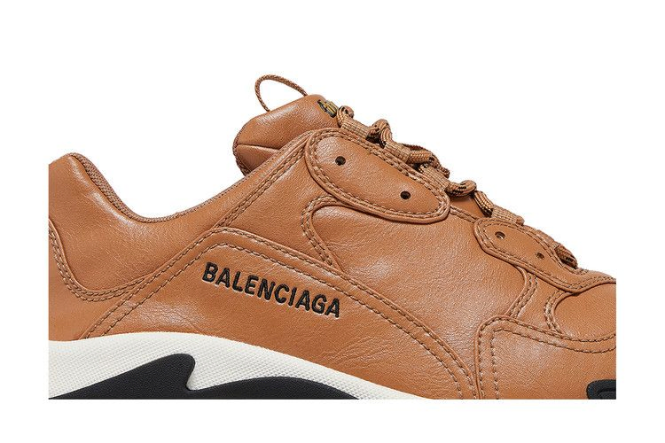 Кроссовки Balenciaga Triple S Sneaker 'Nude'