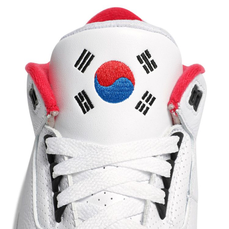 wmns-air-jordan-3-retro-nrg-seoul-dc7310-100_08