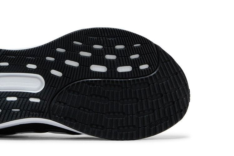ultrarun-5-black-white-ie8794_04