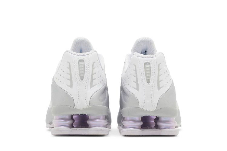 Кроссовки Nike Wmns Shox R4 'Platinum Barely Grape'