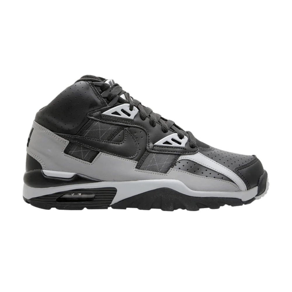 Krossovki-Nike-Air-Trainer-Sc-High-Bo-Jackson