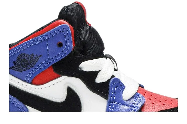 Krossovki-Air-Jordan-1-Mid-TD-Top-3-1