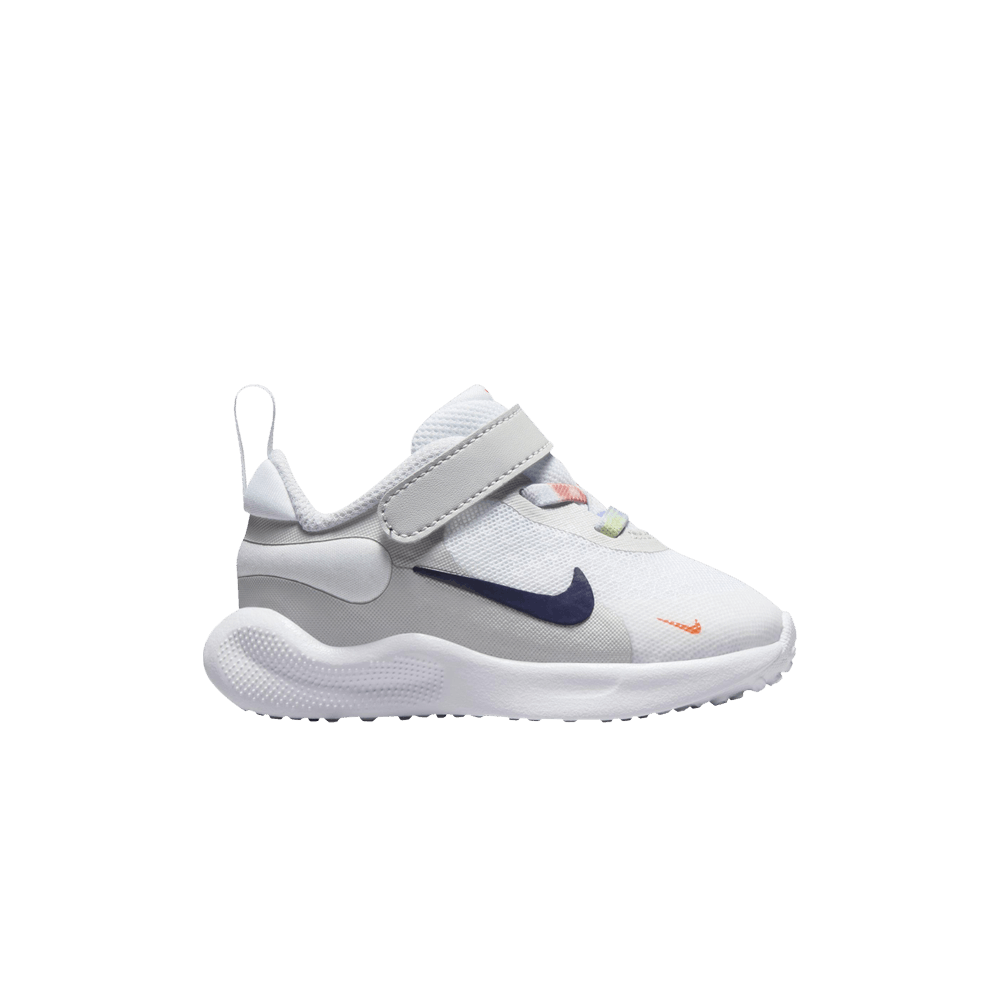 Кроссовки Nike Revolution 7 SE TD 'White Midnight Navy'
