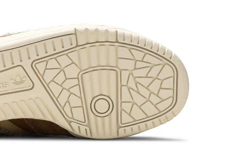 Krossovki-Star-Wars-x-adidas-Rivalry-Hi-Chewbacca-4