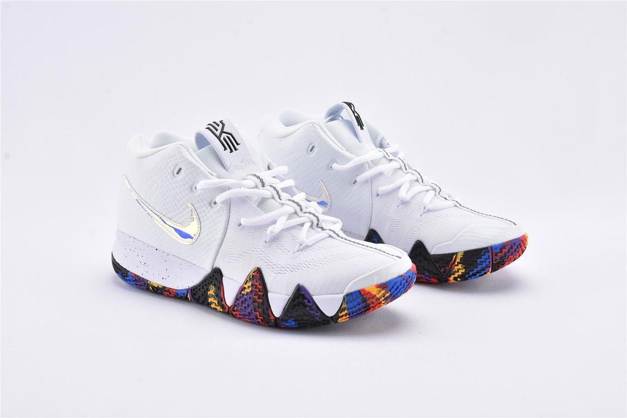 Кроссовки Nike Kyrie 4 NCAA