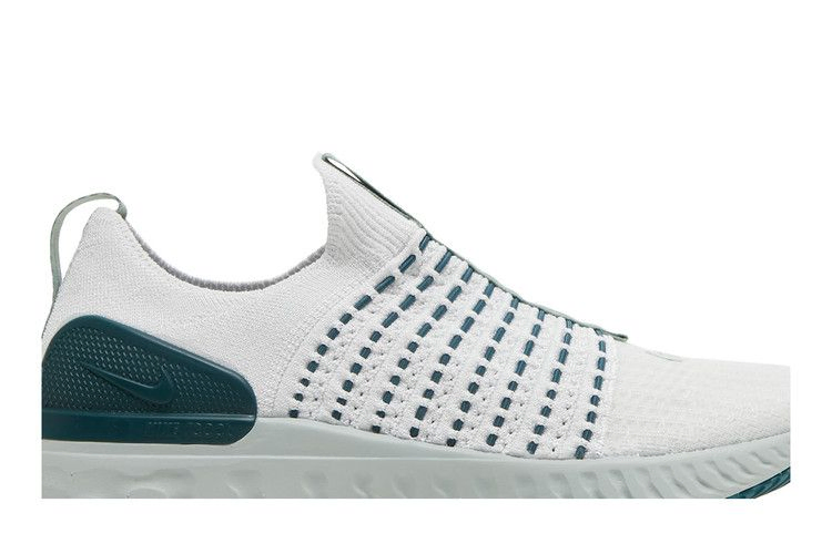 wmns-react-phantom-run-flyknit-2-platinum-tint-dark-teal-green-do6698-001_01