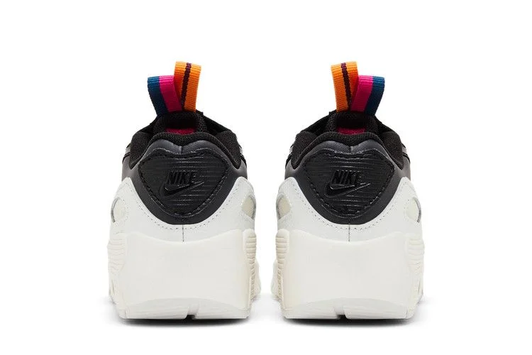 Кроссовки Nike Air Max 90 Leather SE TD 'Off Noir Metallic Pewter'