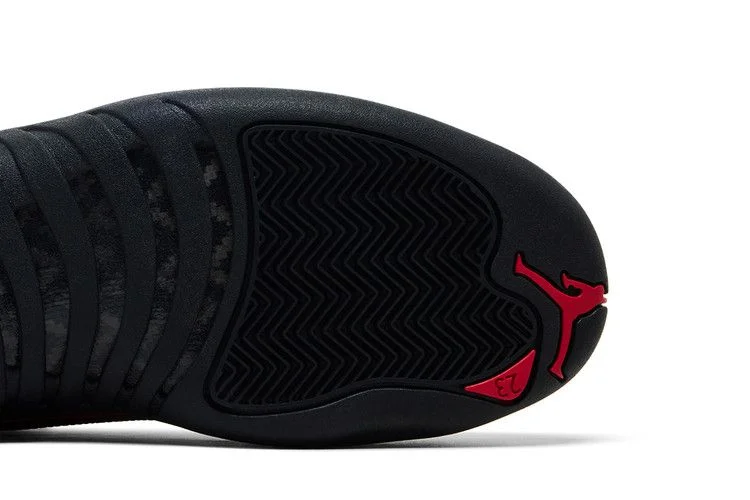 Кроссовки Air Jordan 12 Retro 'Bloodline'