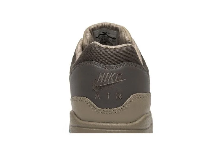 Кроссовки Nike Air Max 1 Premium 'Ridgerock'