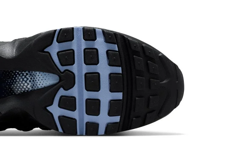 palace-x-nike-air-max-95-big-bubble-metallic-silver-iq7708-095_5