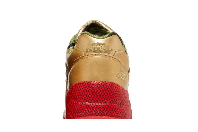 Krossovki-New-Balance-Hectic-x-Stussy-x-Undefeated-x-580-Gold-Camo-6