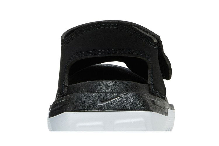 Кроссовки Nike Playscape GS 'Black White'