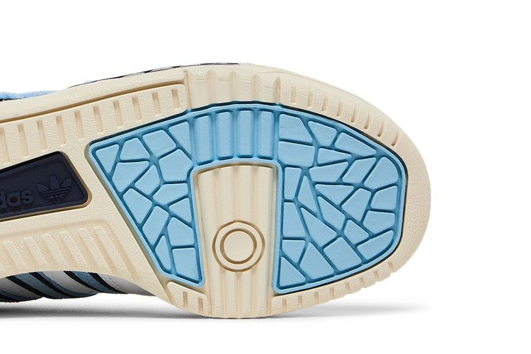 rivalry-low-86-tar-heels-fz6334_04