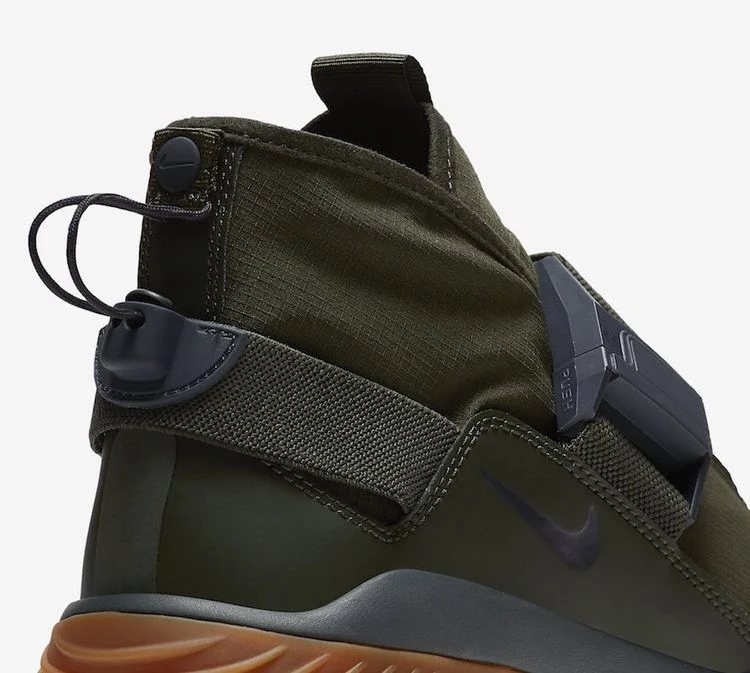 Krossovki-Nike-KMTR-Premium-Sequoia-6