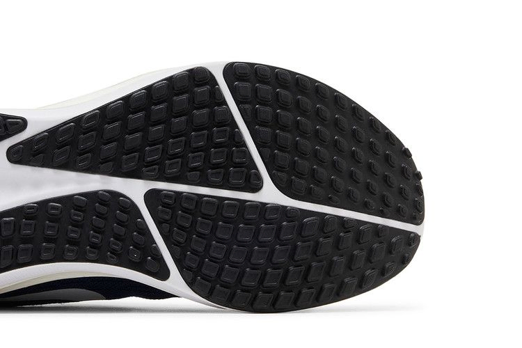 Кроссовки Nike Vomero 17 'Midnight Navy'
