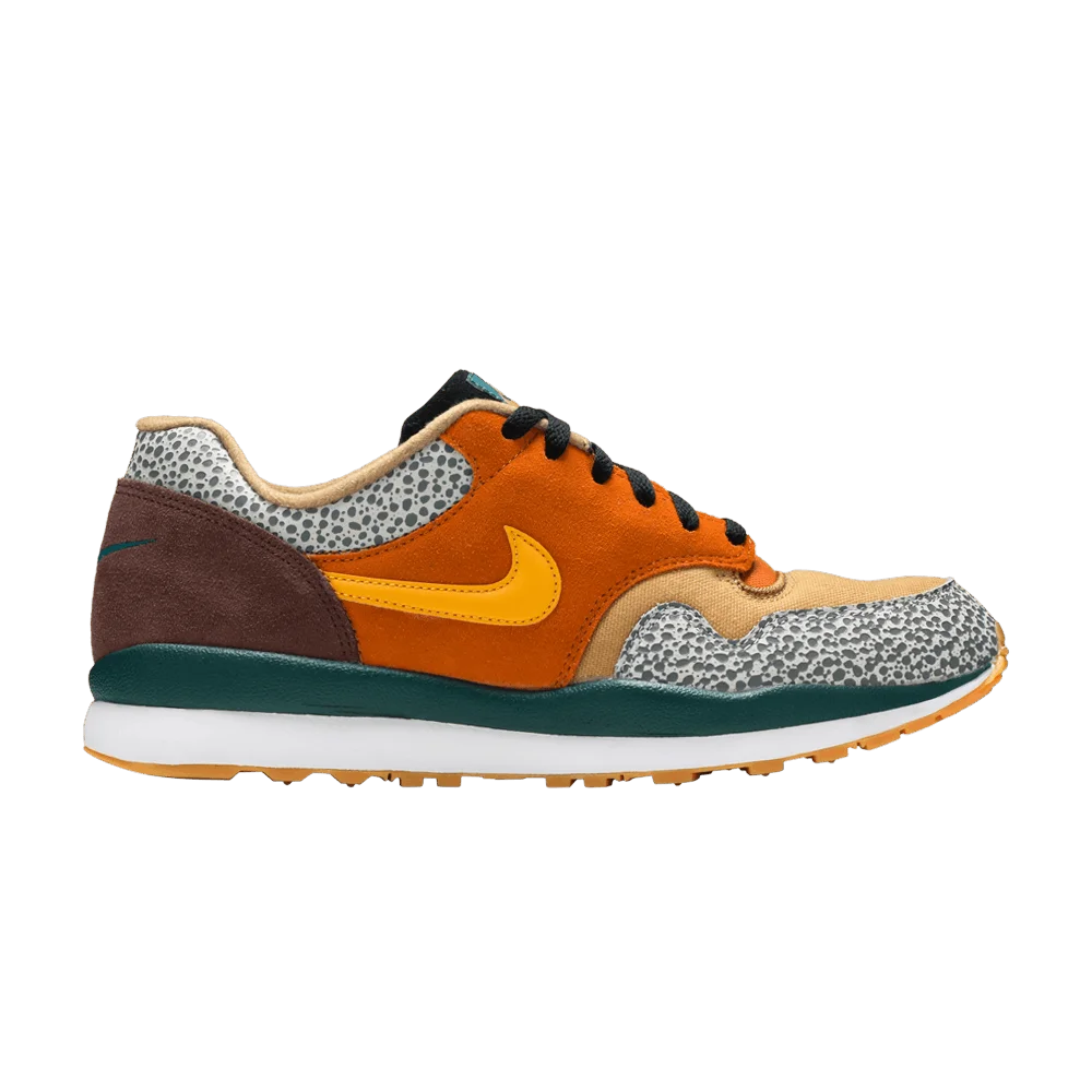 Krossovki-Nike-Air-Safari-SE-Atmos