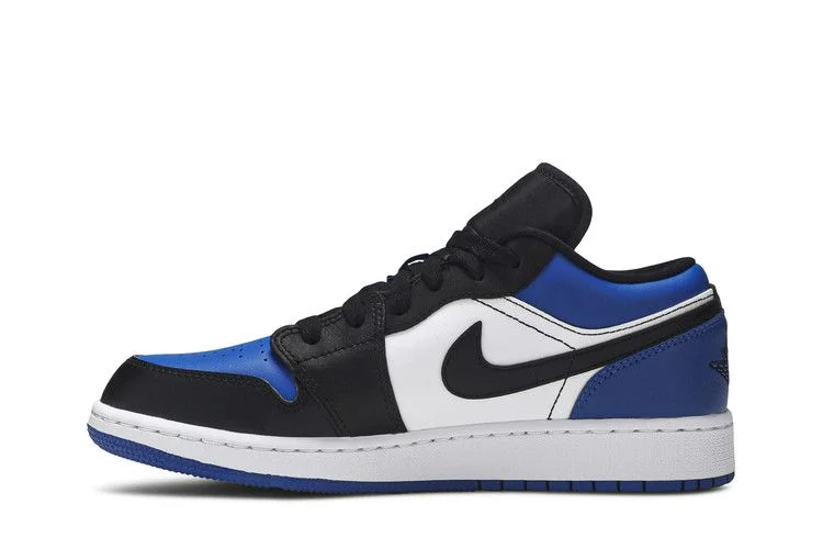 Krossovki-Air-Jordan-1-Low-GS-Royal-Toe-2