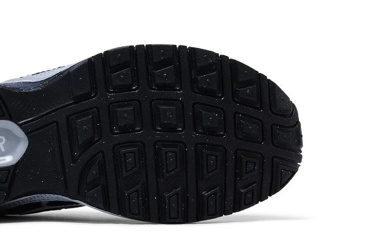 Krossovki-Nike-Air-Max-Torch-4-Obsidian-Wolf-Grey-4