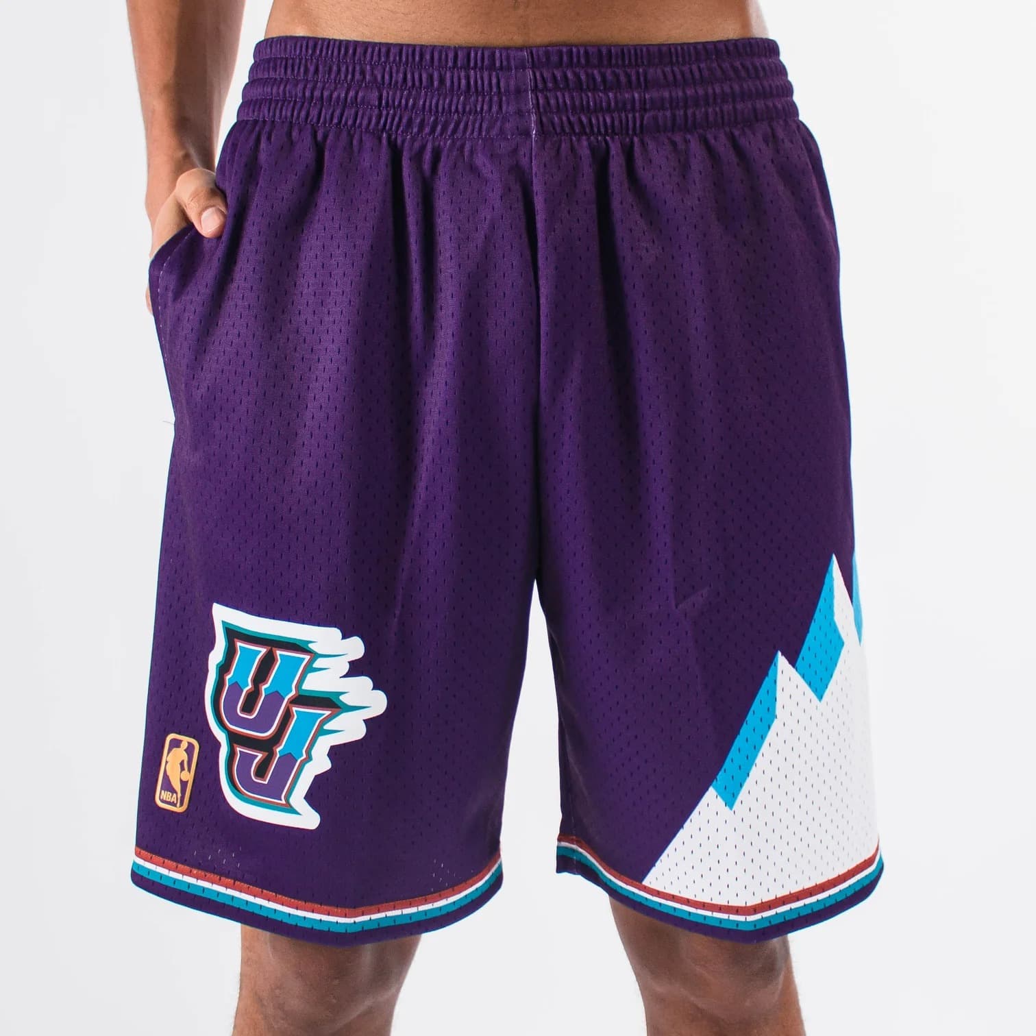 Спортивные шорты Mitchell & Ness Utah Jazz 1996-97 Hardwood Classics Throwback Swingman NBA Shorts