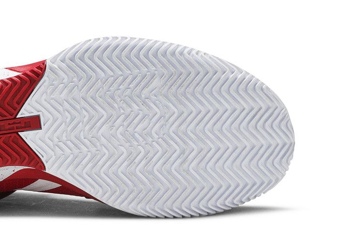 lebron-soldier-13-sfg-tb-university-red-cn9809-600_04